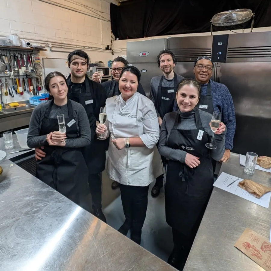 Award-winning Medovik Masterclass with Prossecco